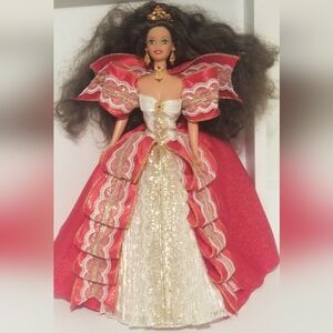 Barbie 1997 Happy Holidays Mattel Doll Brunette Red Gold Sparkle Dress Vintage